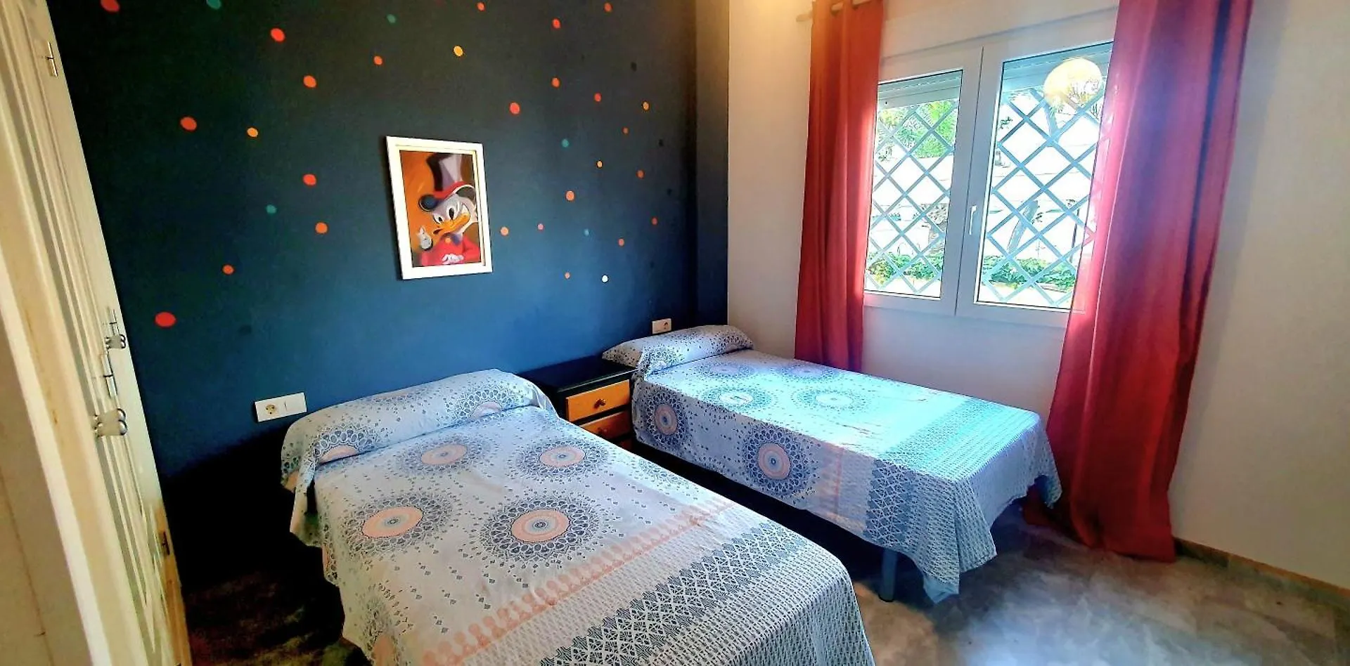 Vive La Vida: Torremolinos Apartment 0*,  Spain