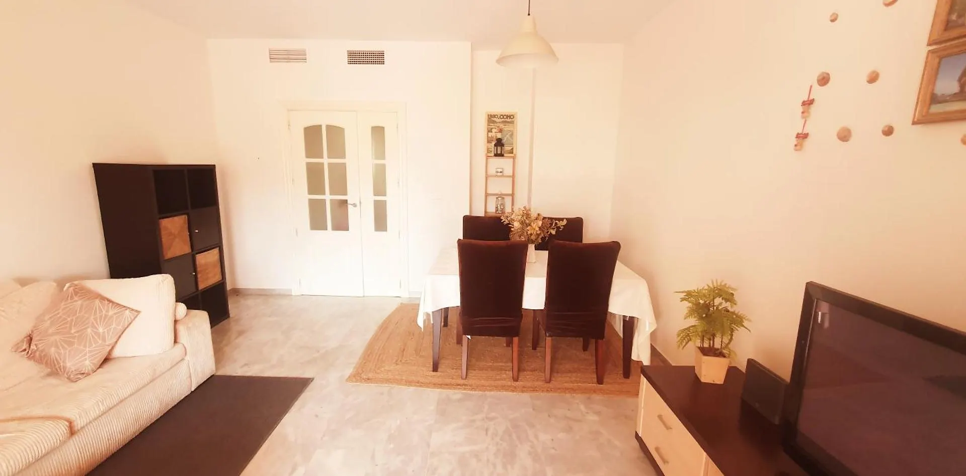 Vive La Vida: Torremolinos Apartment