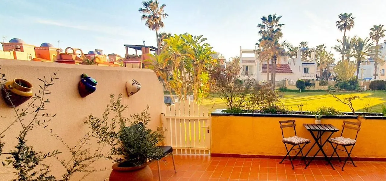 Vive La Vida: Torremolinos Apartment