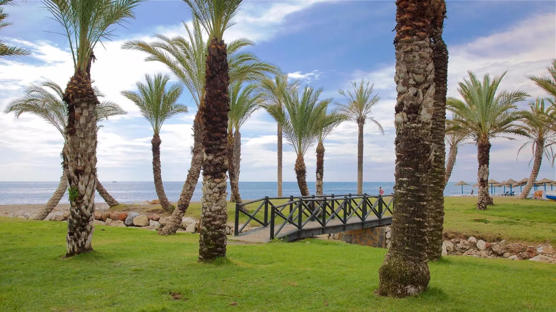 Vive La Vida: Torremolinos Apartment 0*,  Spain